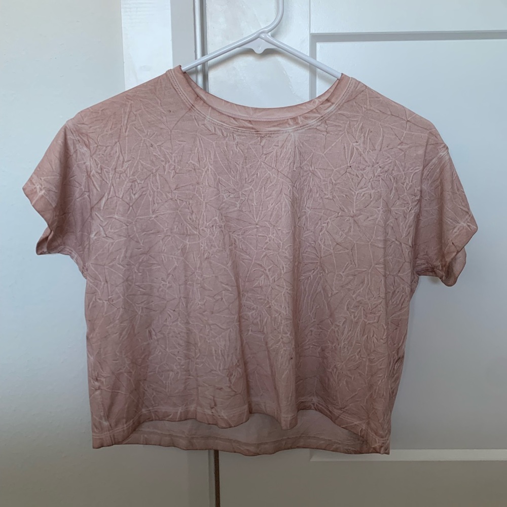 Cropped Lululemon T-shirt Size 2